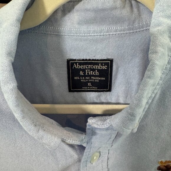 Abercrombie & Fitch Men’s Oxford Shirt Blue Long Sleeve Button Down Moose Logo X - Picture 8 of 8
